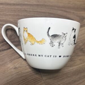 Adorable Feline Design Mug
